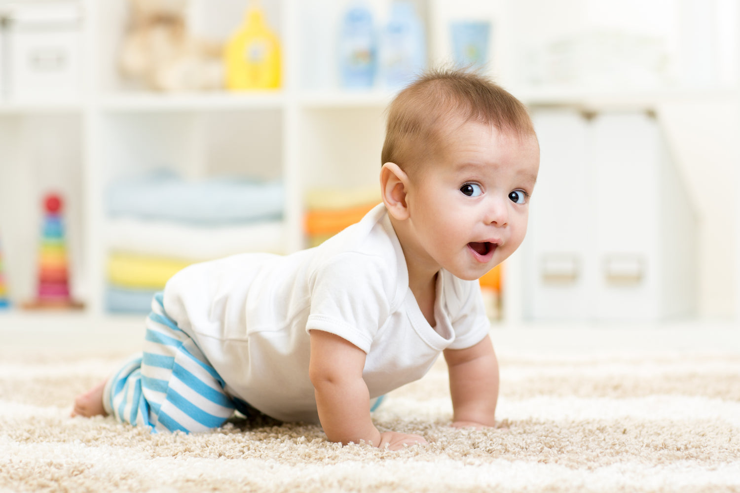 crawling baby, ropojantis kūdikis, ropojantis kudikis